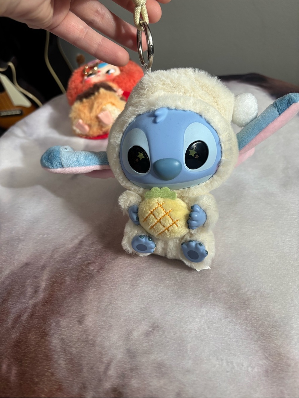 Stitch Plush Keychain Holding Pineapple - Blue & Cream